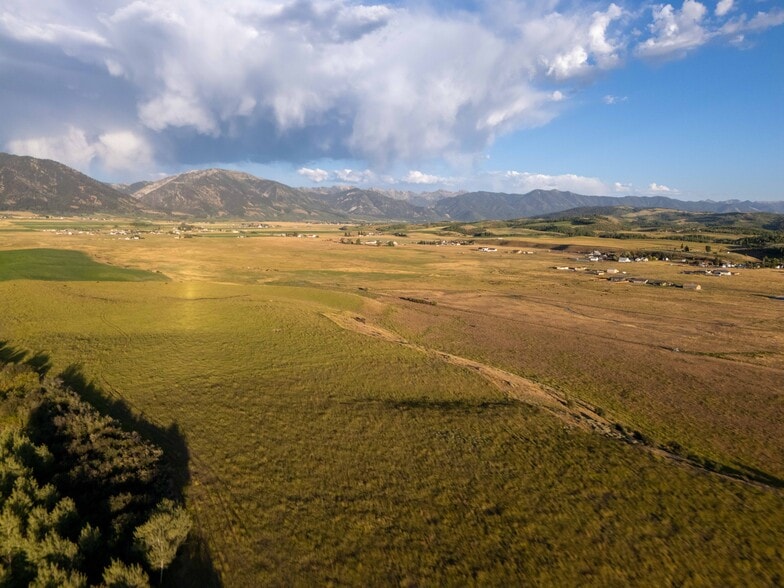Hemmert Drive, Thayne, WY for sale - Building Photo - Image 3 of 18