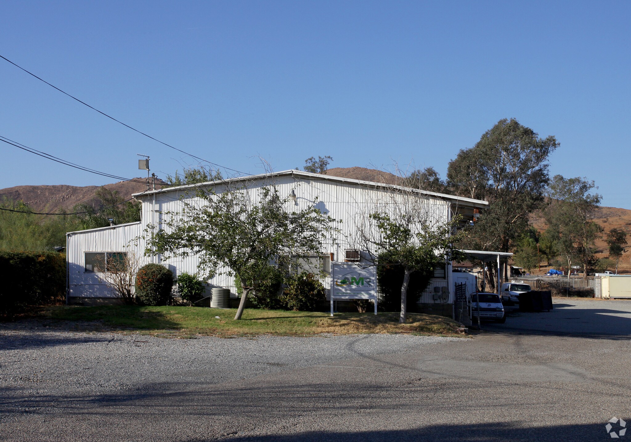8551 Mission Blvd, Jurupa Valley, CA for lease Primary Photo- Image 1 of 28