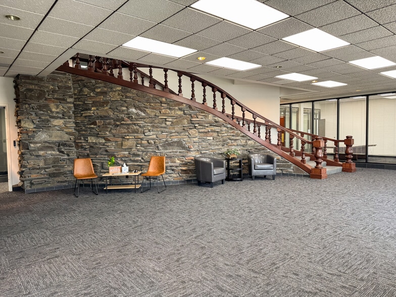 6905 Us-95 Hwy, Fruitland, ID for lease - Interior Photo - Image 3 of 21