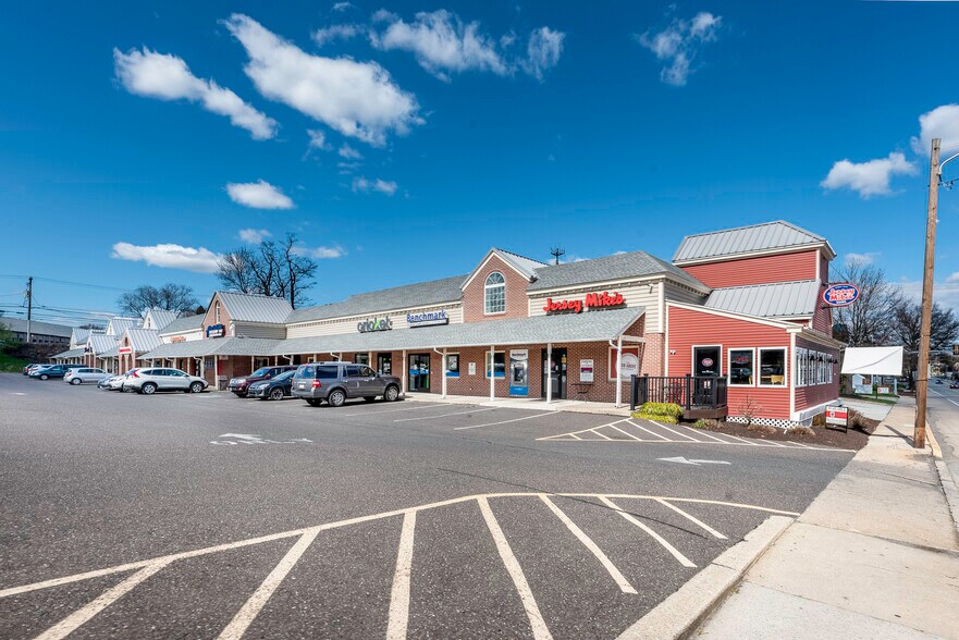 323 E Gay St, West Chester, PA 19380