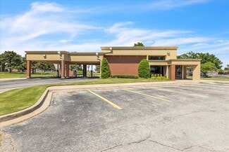 More details for 809 Cornell Pky, Oklahoma City, OK - Retail for Lease