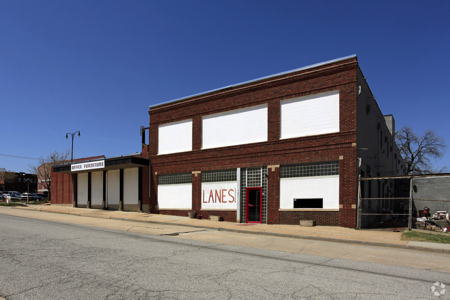 11 NW 8th St, Oklahoma City, OK for lease - Building Photo - Image 2 of 10