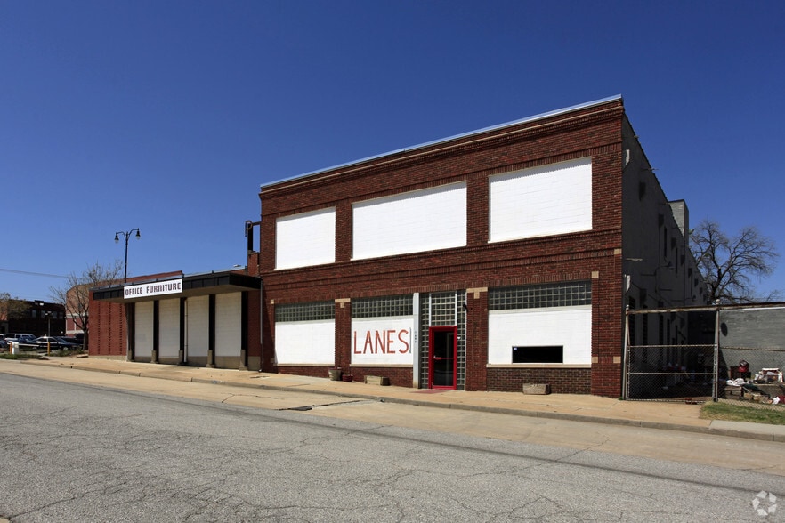11 NW 8th St, Oklahoma City, OK for lease - Building Photo - Image 3 of 9