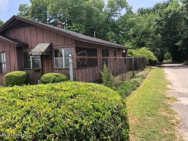 1605 25th St, Gulfport, MS 39501