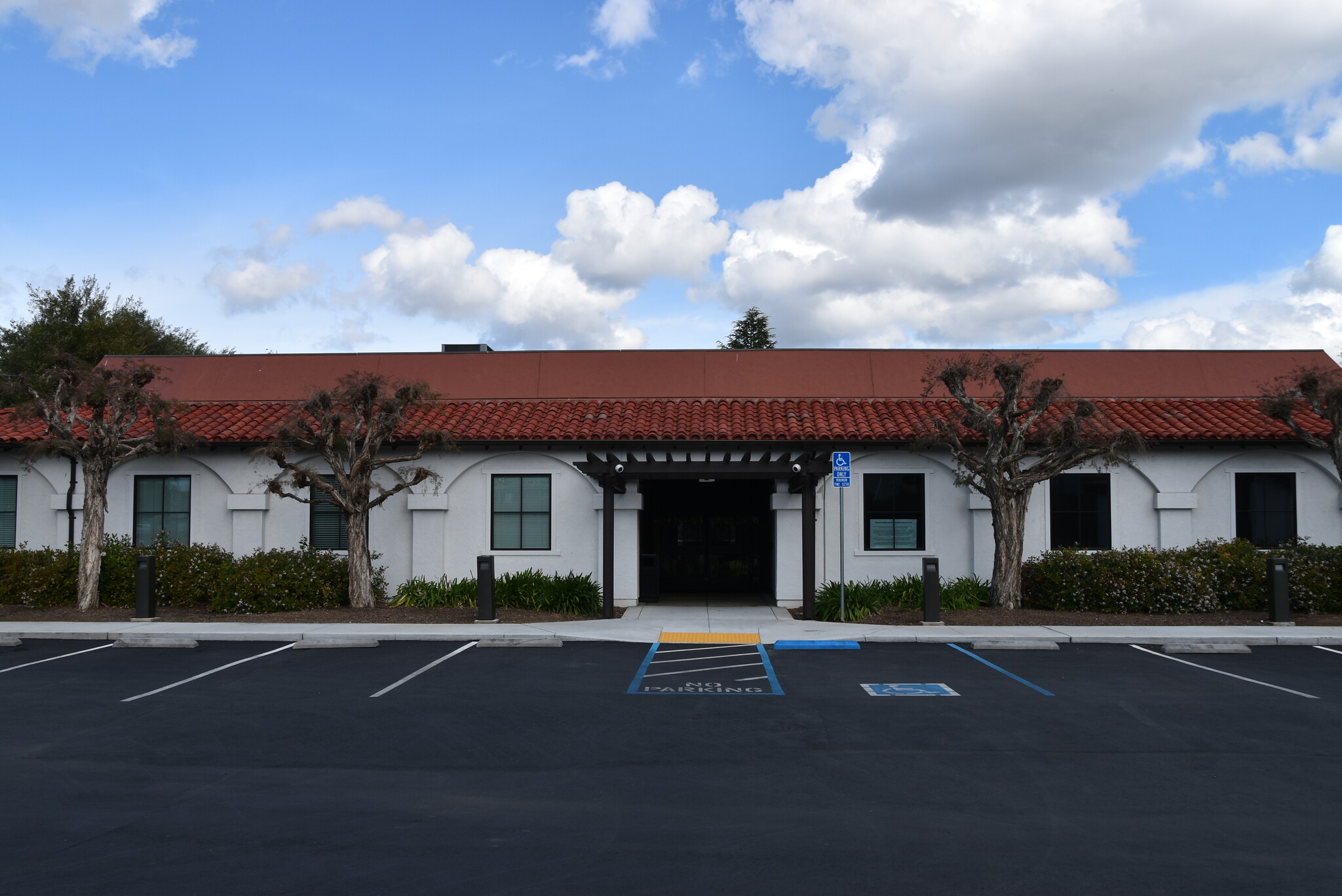 20480 Pacifica Dr, Cupertino, CA for lease Building Photo- Image 1 of 8