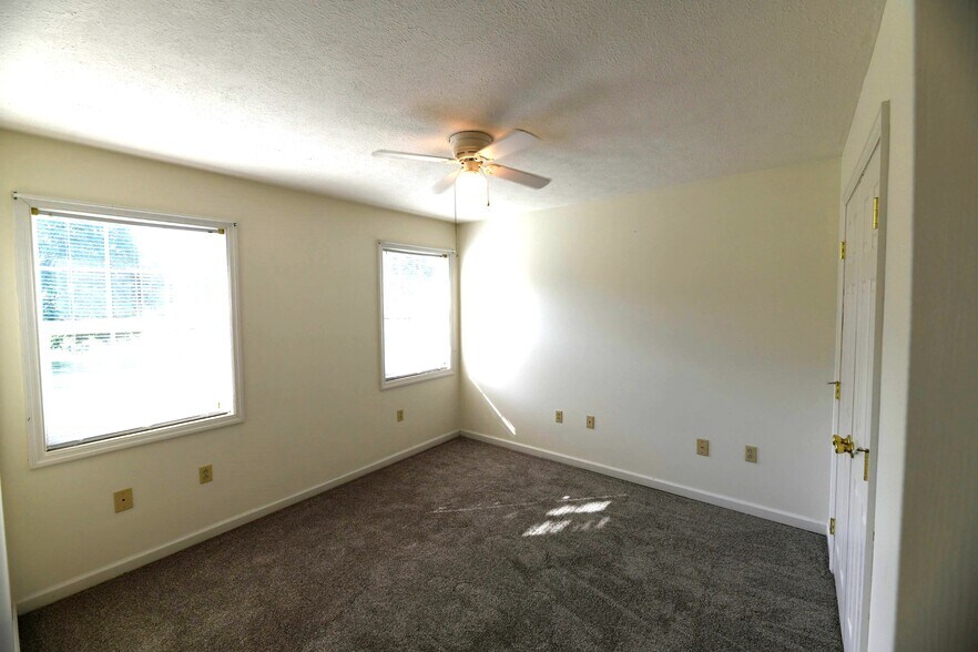 3226 Cathedral Caverns Rd, Grant, AL 35747 Multifamily for Sale