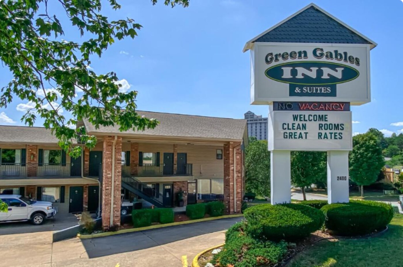 2400 Green Mountain Dr, Branson, MO for sale Primary Photo- Image 1 of 1