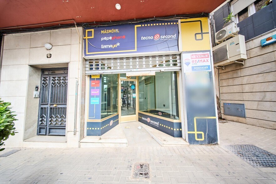 Calle de la Encrucijada, 10, Maracena, Granada for sale - Building Photo - Image 1 of 19