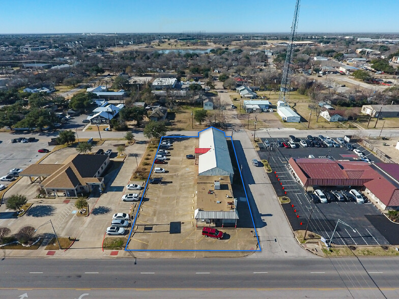 2700 S Texas Ave, Bryan, TX for sale - Building Photo - Image 2 of 17