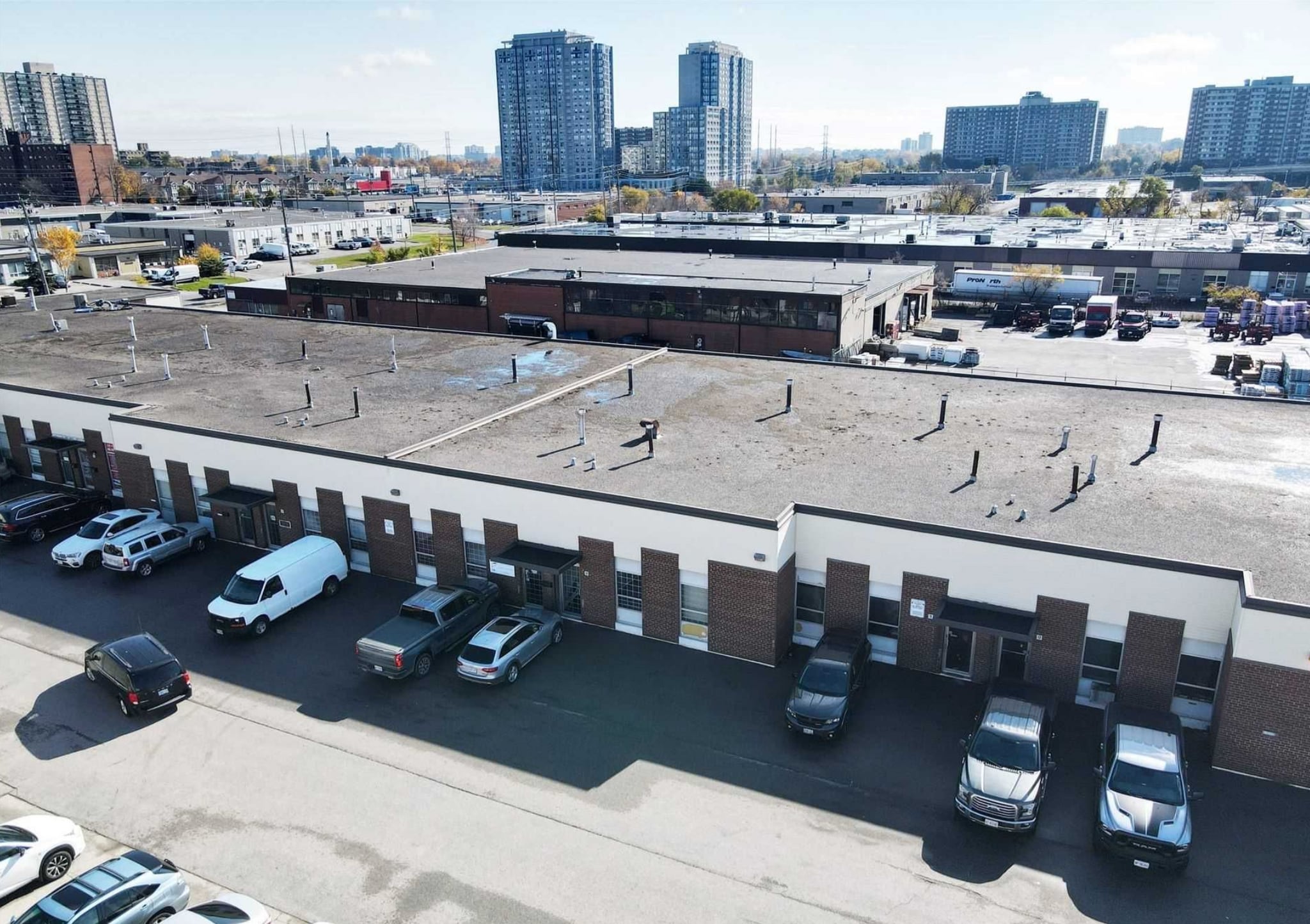 120 Midwest Rd, Toronto, ON for lease Building Photo- Image 1 of 3