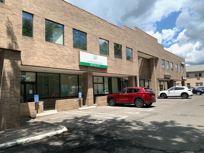 456 Glenbrook Rd, Stamford, CT for lease - Building Photo - Image 2 of 9