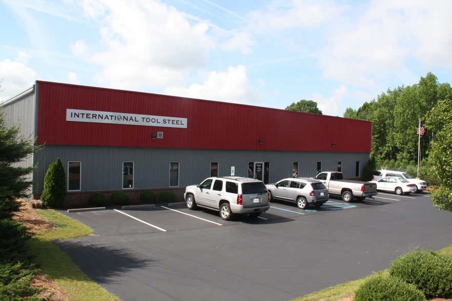 101 Wilson Bridge Rd, Fountain Inn, SC for sale - Building Photo - Image 1 of 1