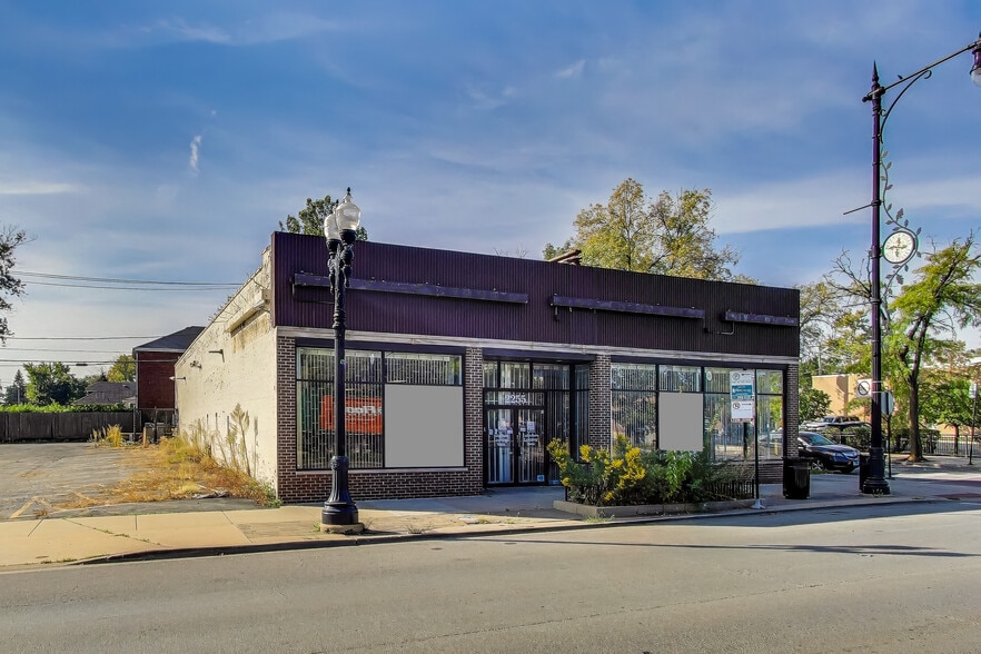 2255 W 95th St, Chicago, IL for lease - Building Photo - Image 1 of 12