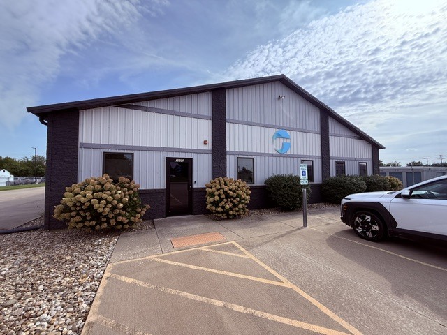 3500 Constitution Dr, Springfield, IL for sale Interior Photo- Image 1 of 25