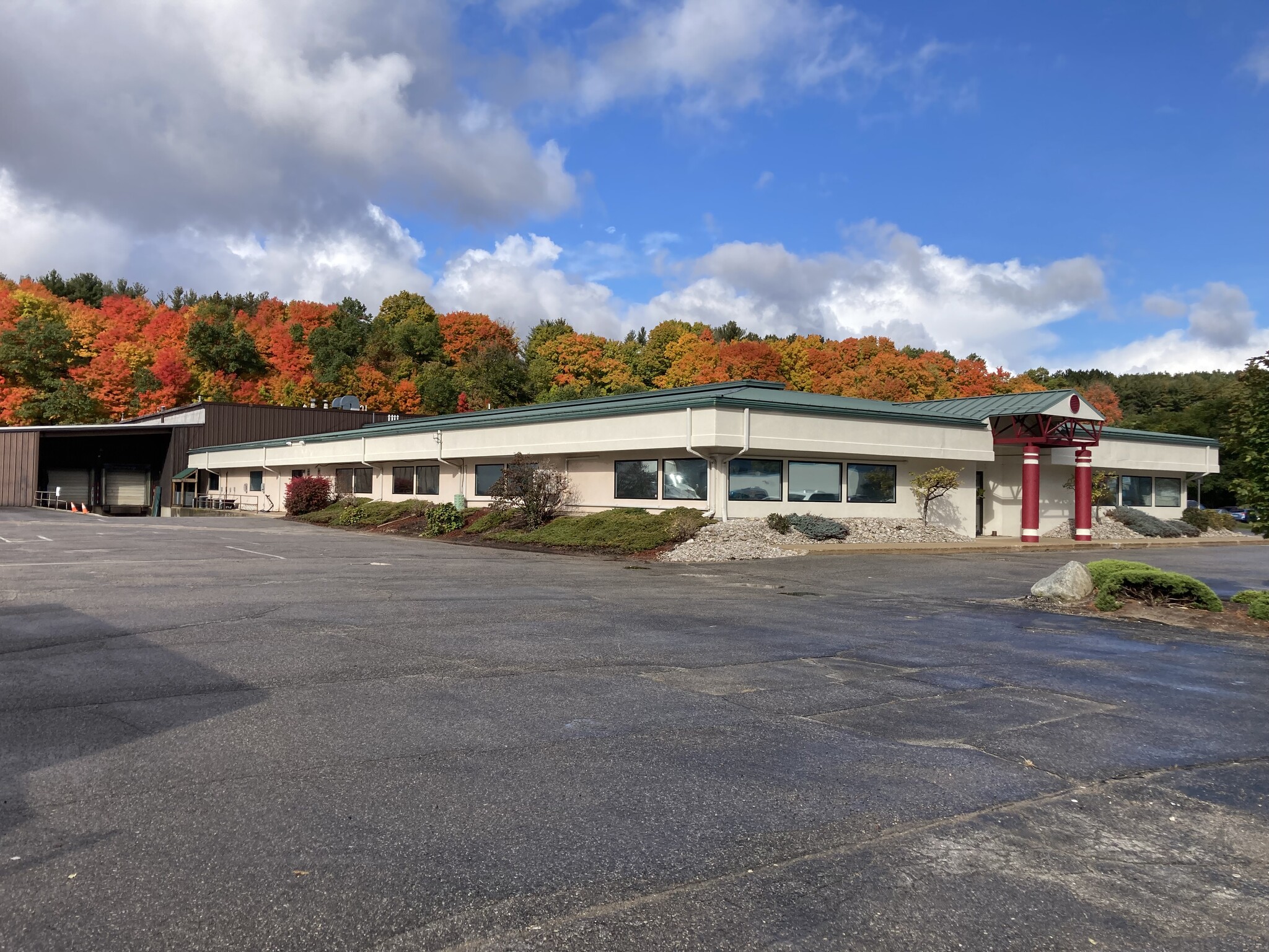 3055 Cass Rd, Traverse City, MI for sale Building Photo- Image 1 of 7