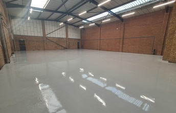 Pitlake, Croydon for lease Interior Photo- Image 2 of 5