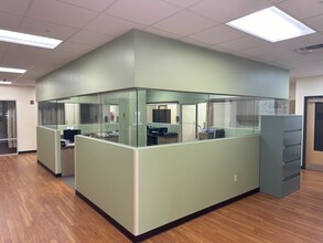 4565 US Highway 17, Orange Park, FL for lease Interior Photo- Image 2 of 5