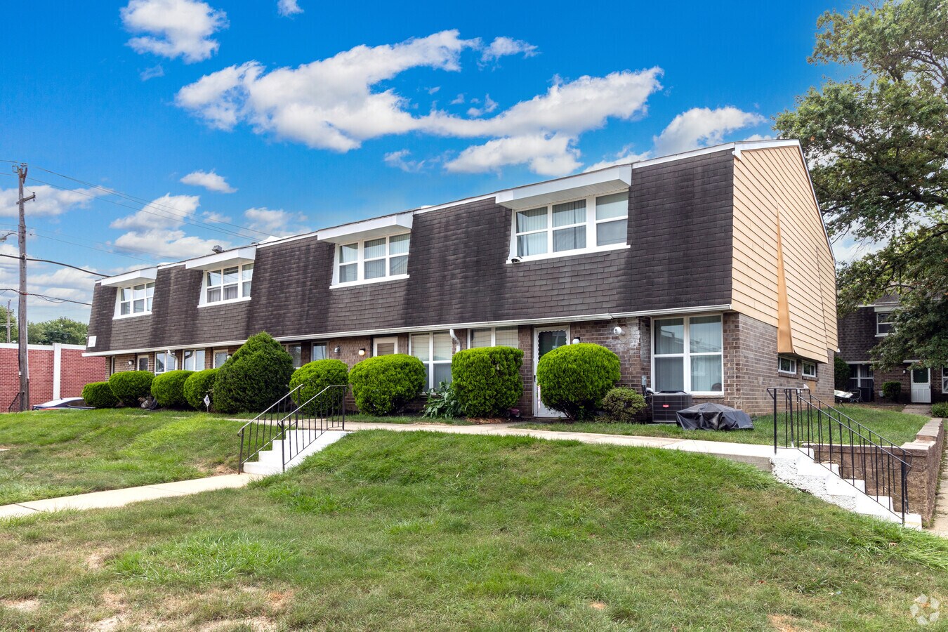 3850 Woodhaven Rd, Philadelphia, PA 19154