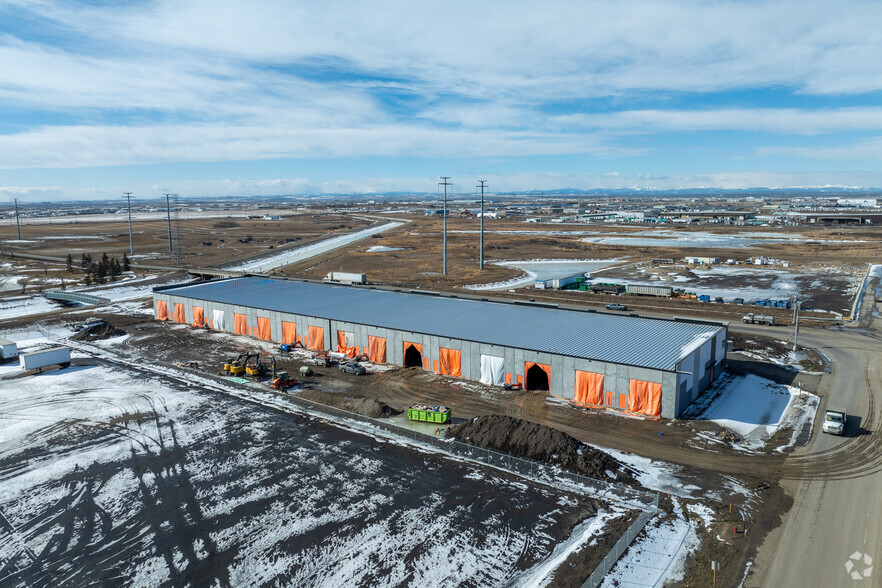 8 Heather Glen Pl, Calgary, AB for sale - Aerial - Image 2 of 2