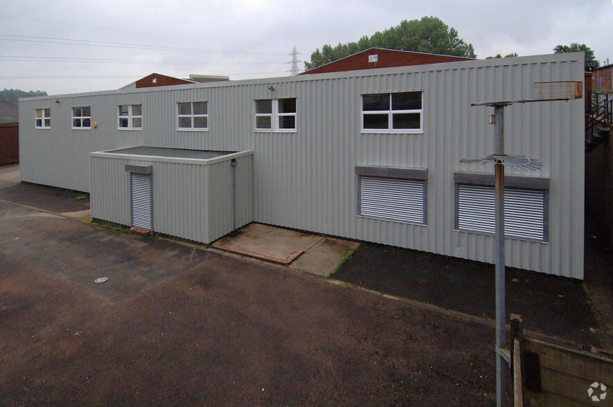 Curriers Clos, Coventry for lease - Building Photo - Image 2 of 5