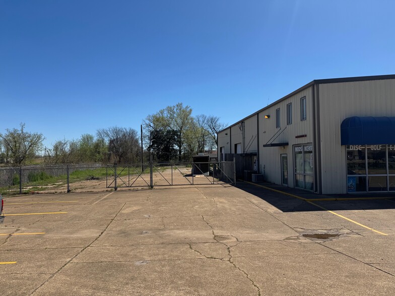 2058-2060 E Texas St, Bossier City, LA for sale - Building Photo - Image 3 of 14