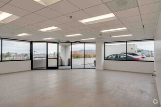 425 E Colorado St, Glendale, CA for lease Interior Photo- Image 2 of 2