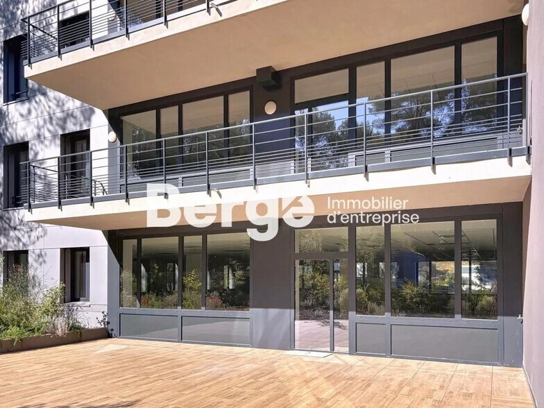 Office in SOPHIA ANTIPOLIS for lease - Building Photo - Image 2 of 14