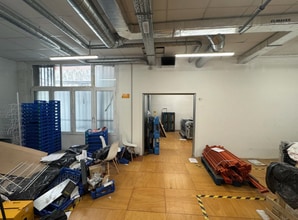 Retail in Madrid, Madrid for lease Interior Photo- Image 1 of 6