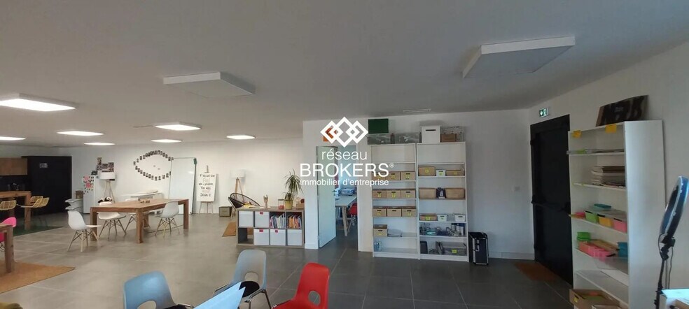 Office in Toulouse for lease - Interior Photo - Image 2 of 17