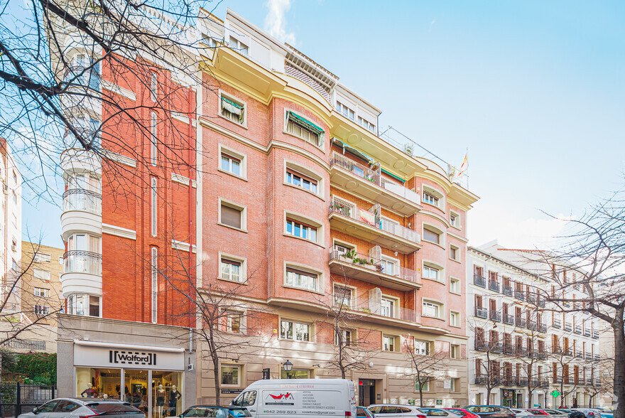 Calle Claudio Coello, 76, Madrid, Madrid for lease - Primary Photo - Image 1 of 1