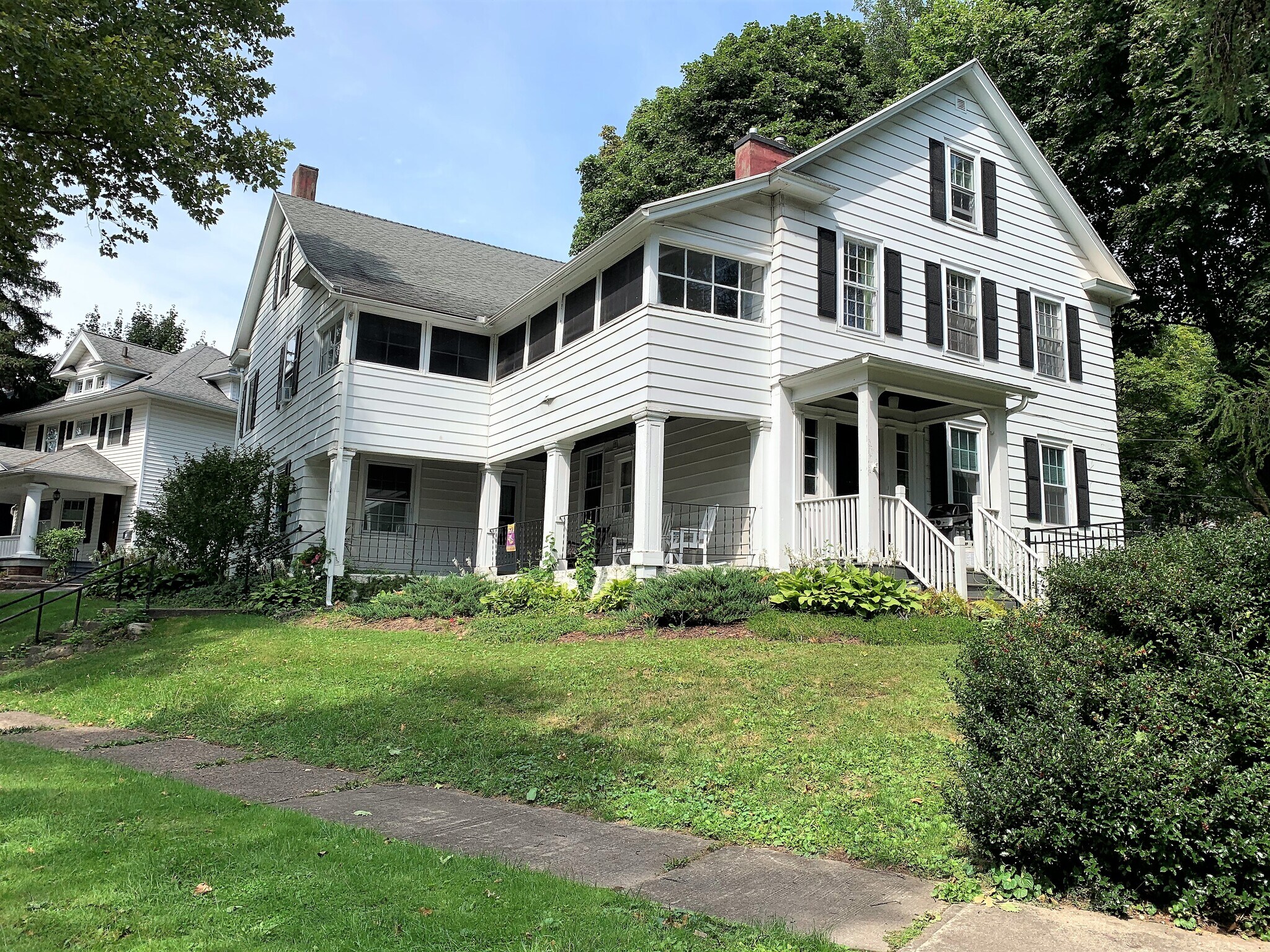 140 Castlebar Rd, Rochester, NY for sale Primary Photo- Image 1 of 1