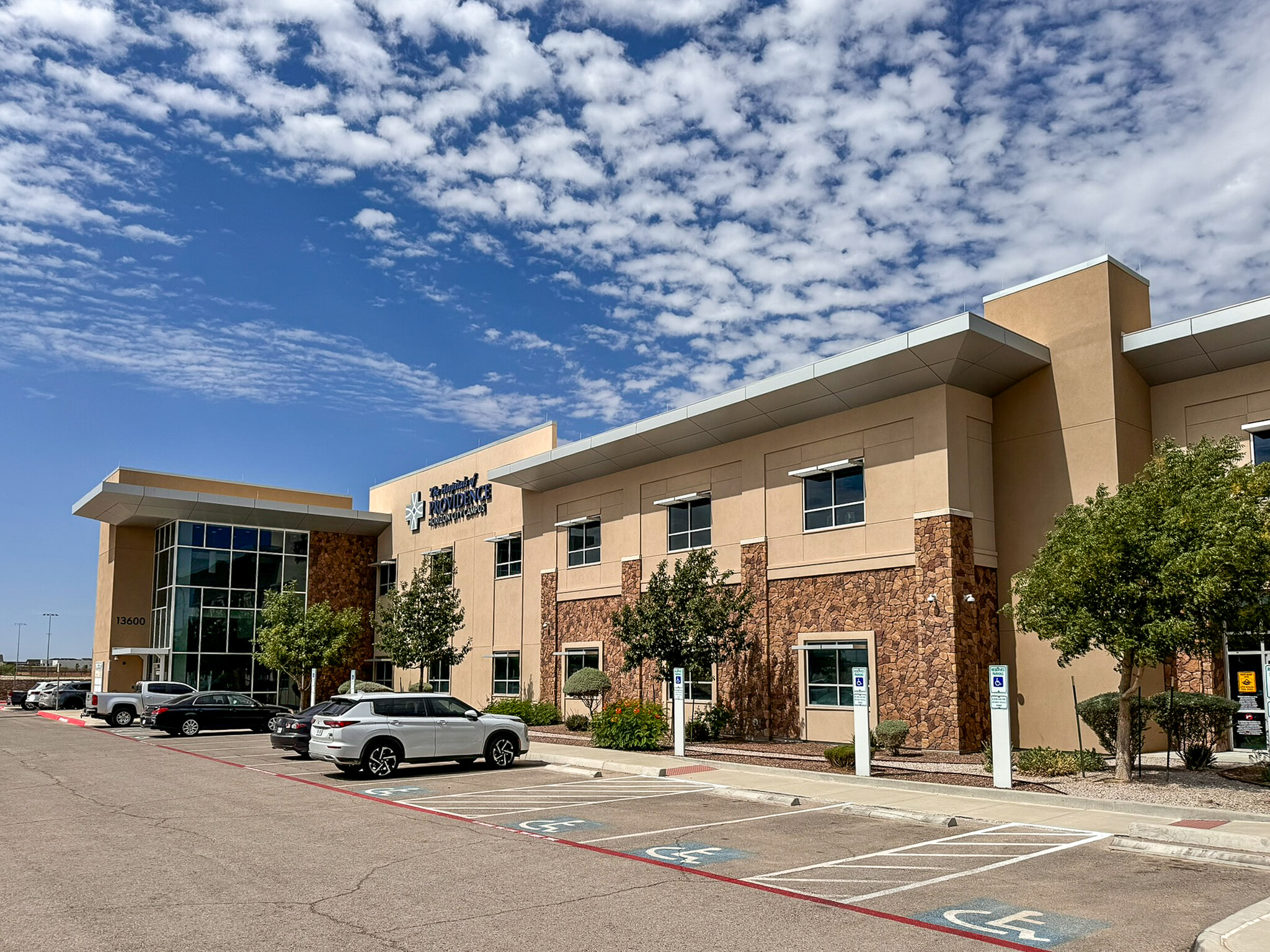 13600 Horizon Blvd, Horizon City, TX for lease Building Photo- Image 1 of 13