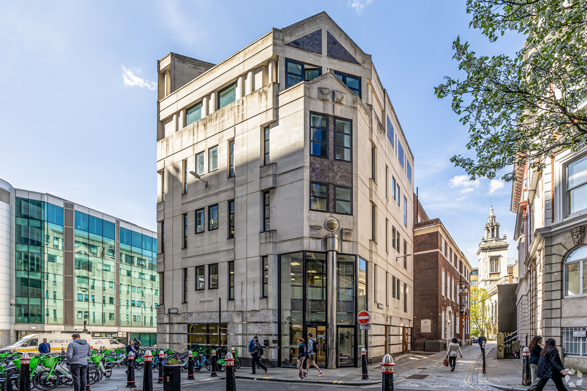 14-16 Dowgate Hl, London for lease Primary Photo- Image 1 of 25