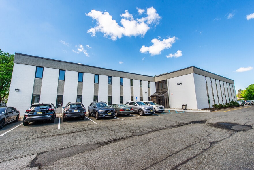 520 Speedwell Ave, Morris Plains, NJ for lease - Building Photo - Image 2 of 22