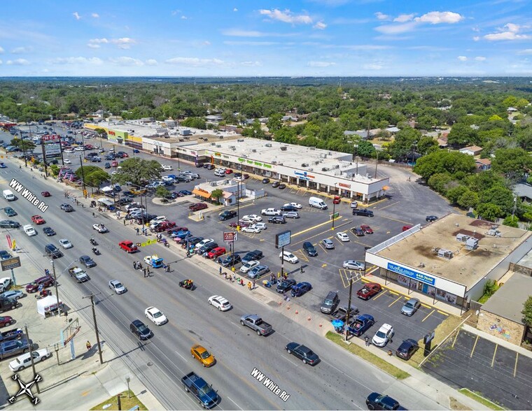 907-1015 S WW White Rd, San Antonio, TX for sale - Building Photo - Image 2 of 9