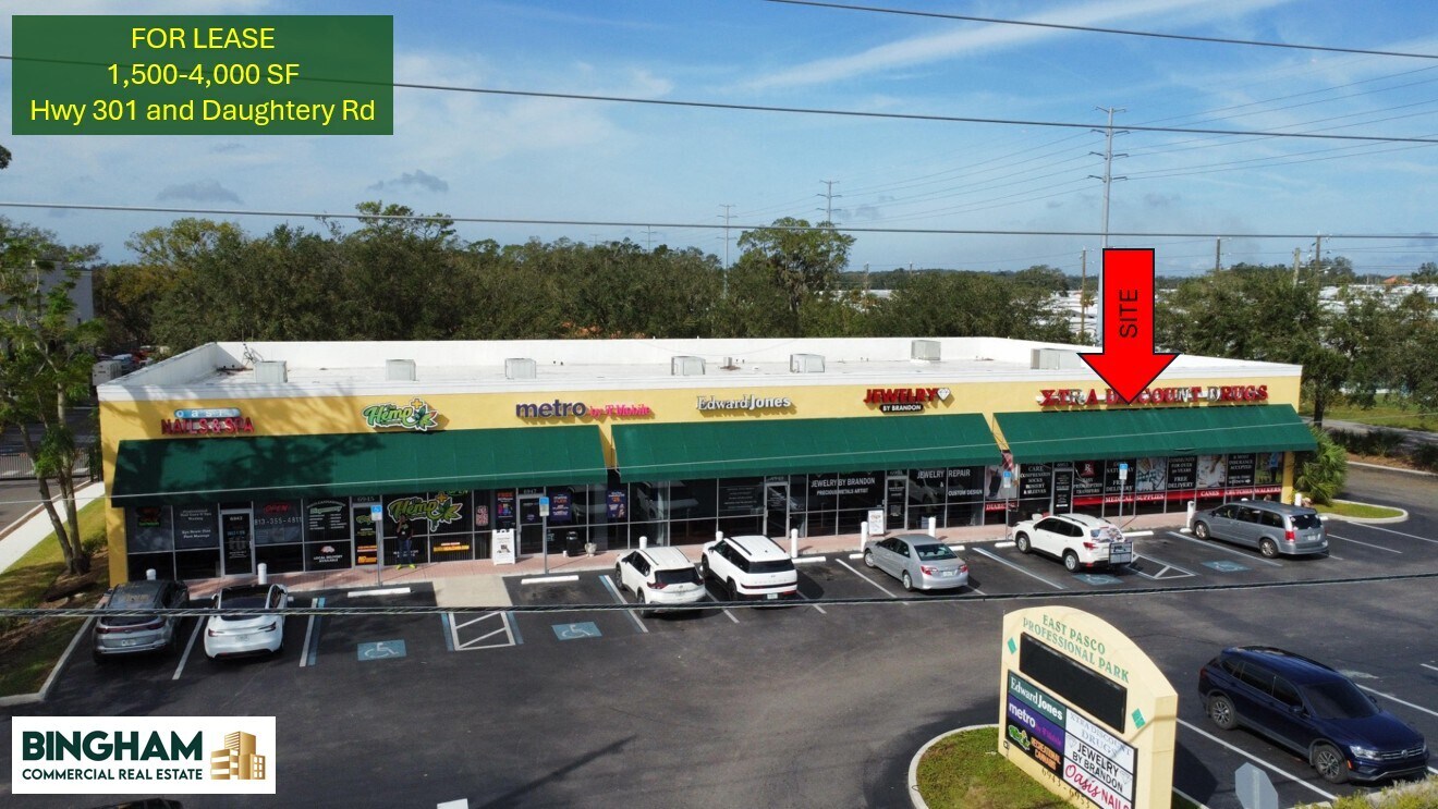 6943 Gall Blvd, Zephyrhills, FL for lease Building Photo- Image 1 of 7