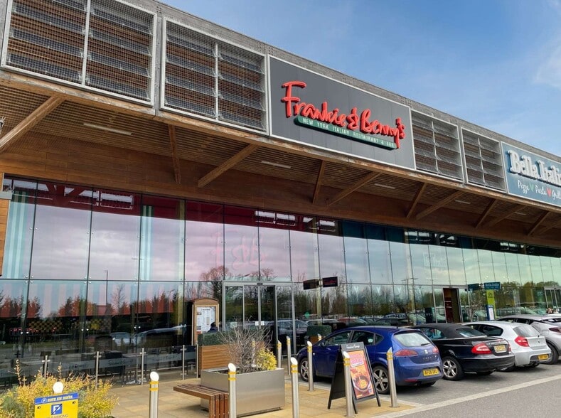 Bath Rd, Maidenhead for sale - Primary Photo - Image 1 of 1