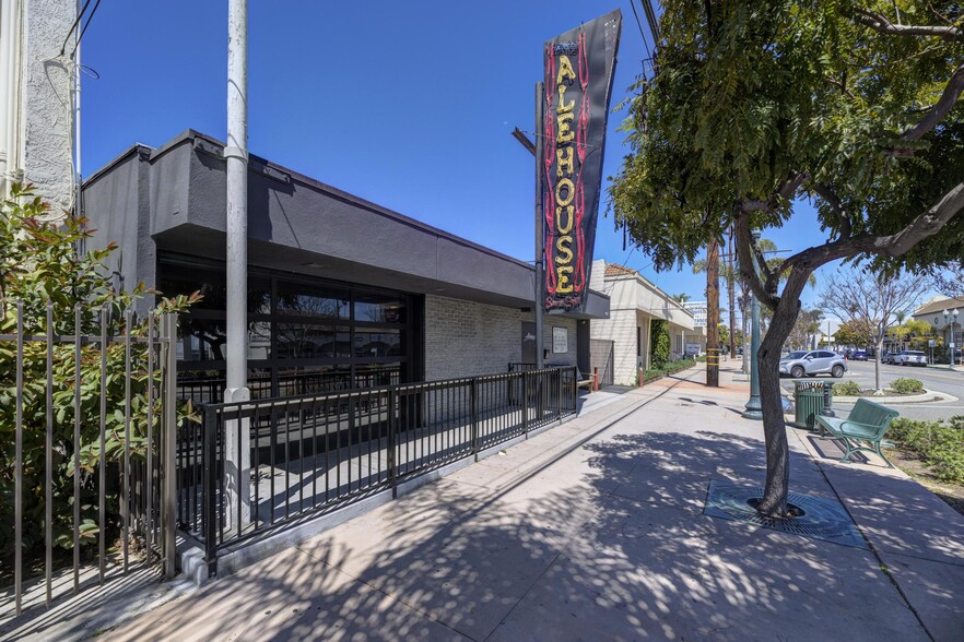 24123 Narbonne Ave, Lomita, CA for sale - Primary Photo - Image 3 of 17