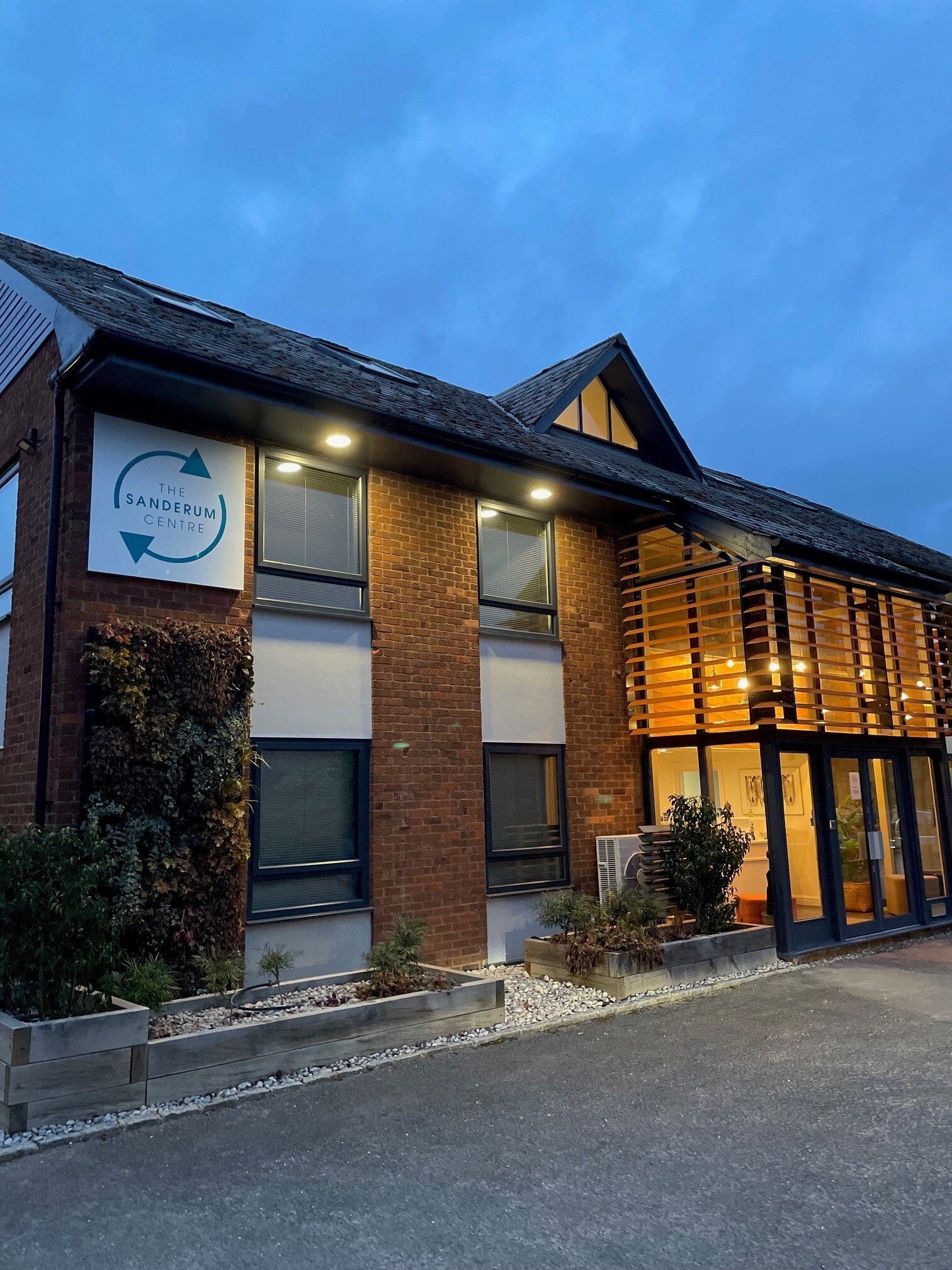 Oakley Rd, Chinnor for lease Building Photo- Image 1 of 9