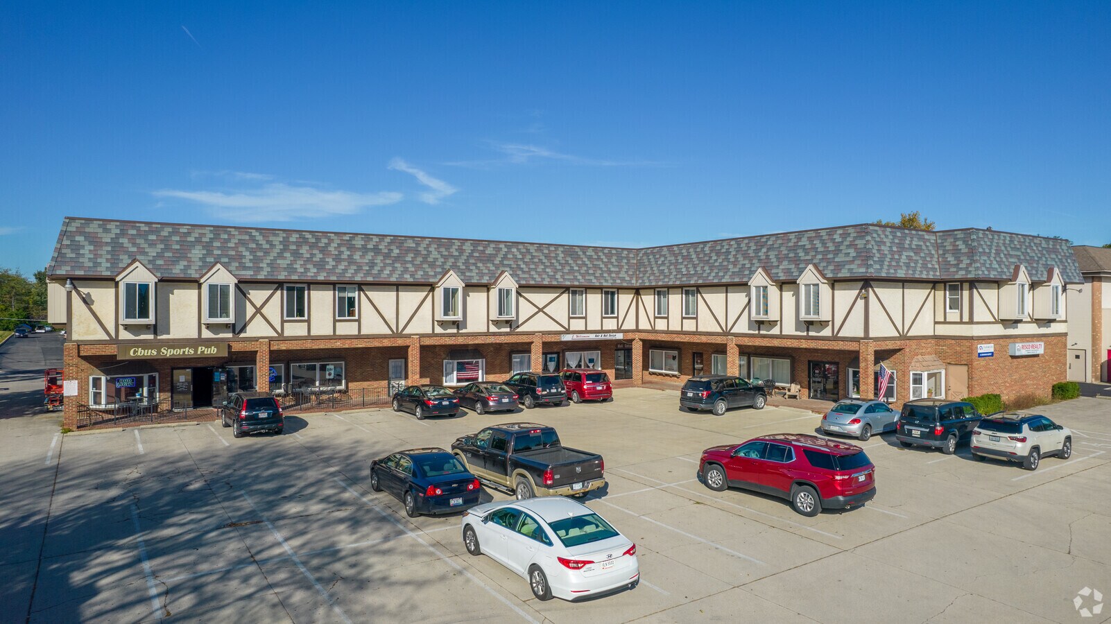 2280 W Henderson Rd, Columbus, OH 43220