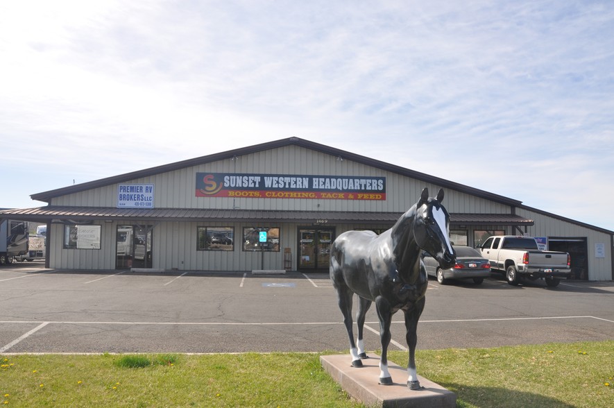 1469 W Sunset Blvd, Saint George, UT for sale - Primary Photo - Image 1 of 1