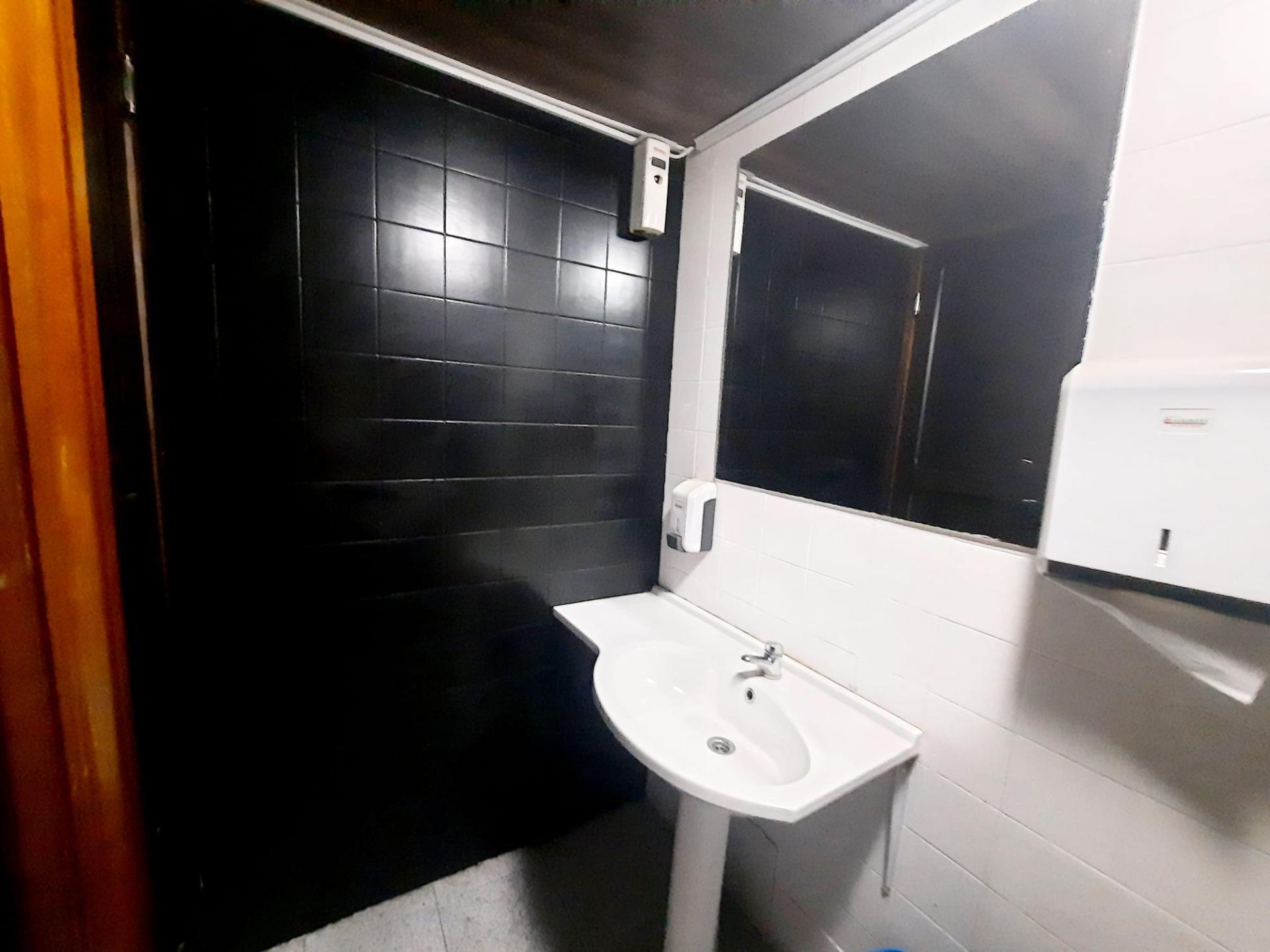 Retail in L'Alcúdia for sale Building Photo- Image 1 of 27