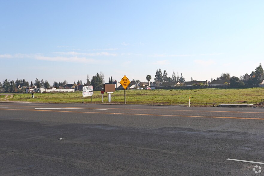2350 Patterson Rd, Riverbank, CA for sale - Building Photo - Image 1 of 1