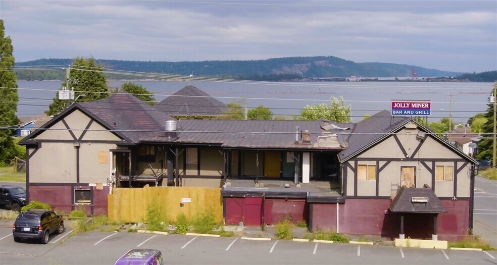 540 Haliburton St, Nanaimo, BC V9R 4W2