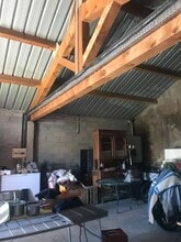 Office in Salon-de-Provence for lease Interior Photo- Image 1 of 2