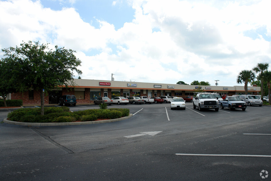 5243-5293 Nova Rd, Port Orange, FL for lease - Building Photo - Image 3 of 10