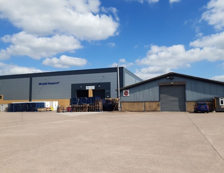 Long Ln, Throckmorton for sale Primary Photo- Image 1 of 1