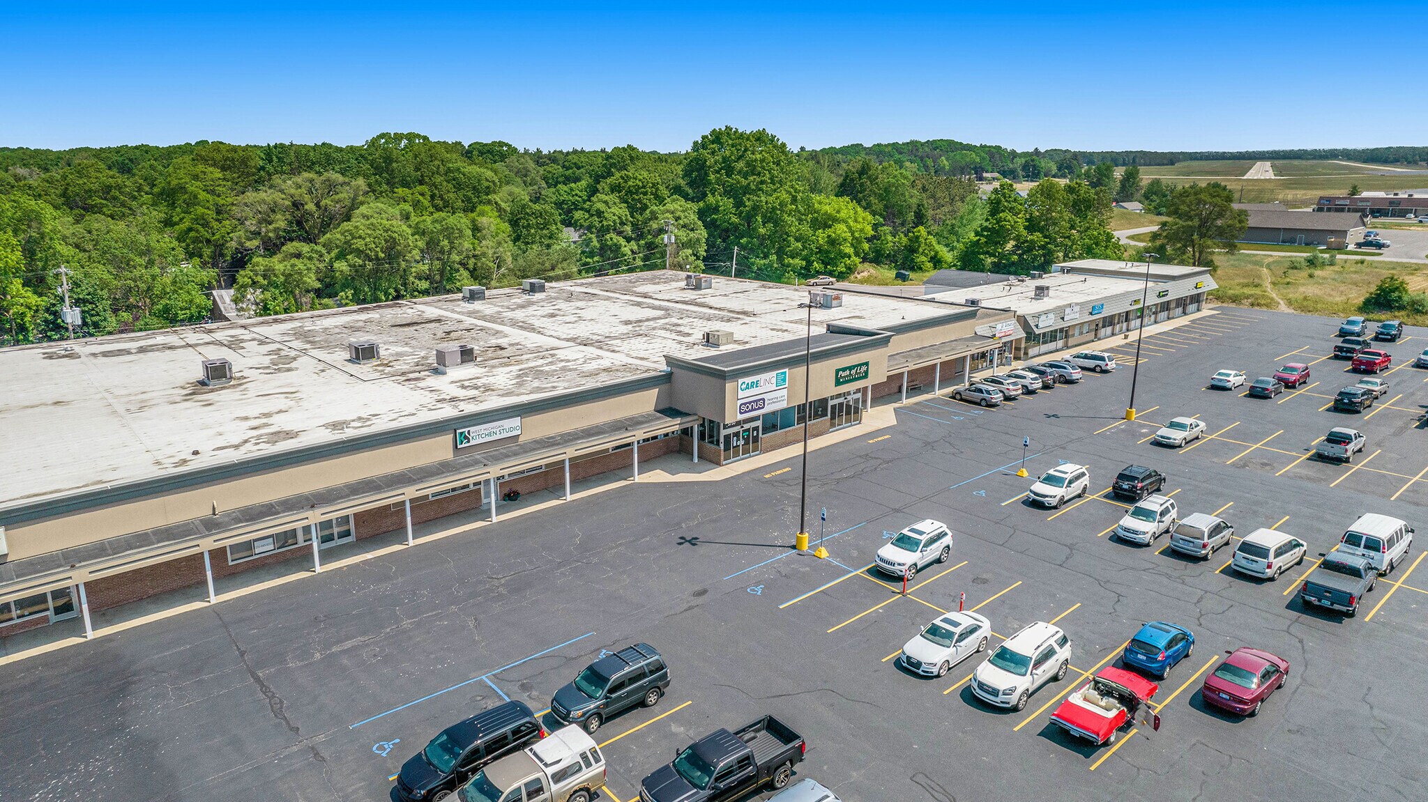 5710-5750 W US Highway 10, Ludington, MI for sale Building Photo- Image 1 of 1