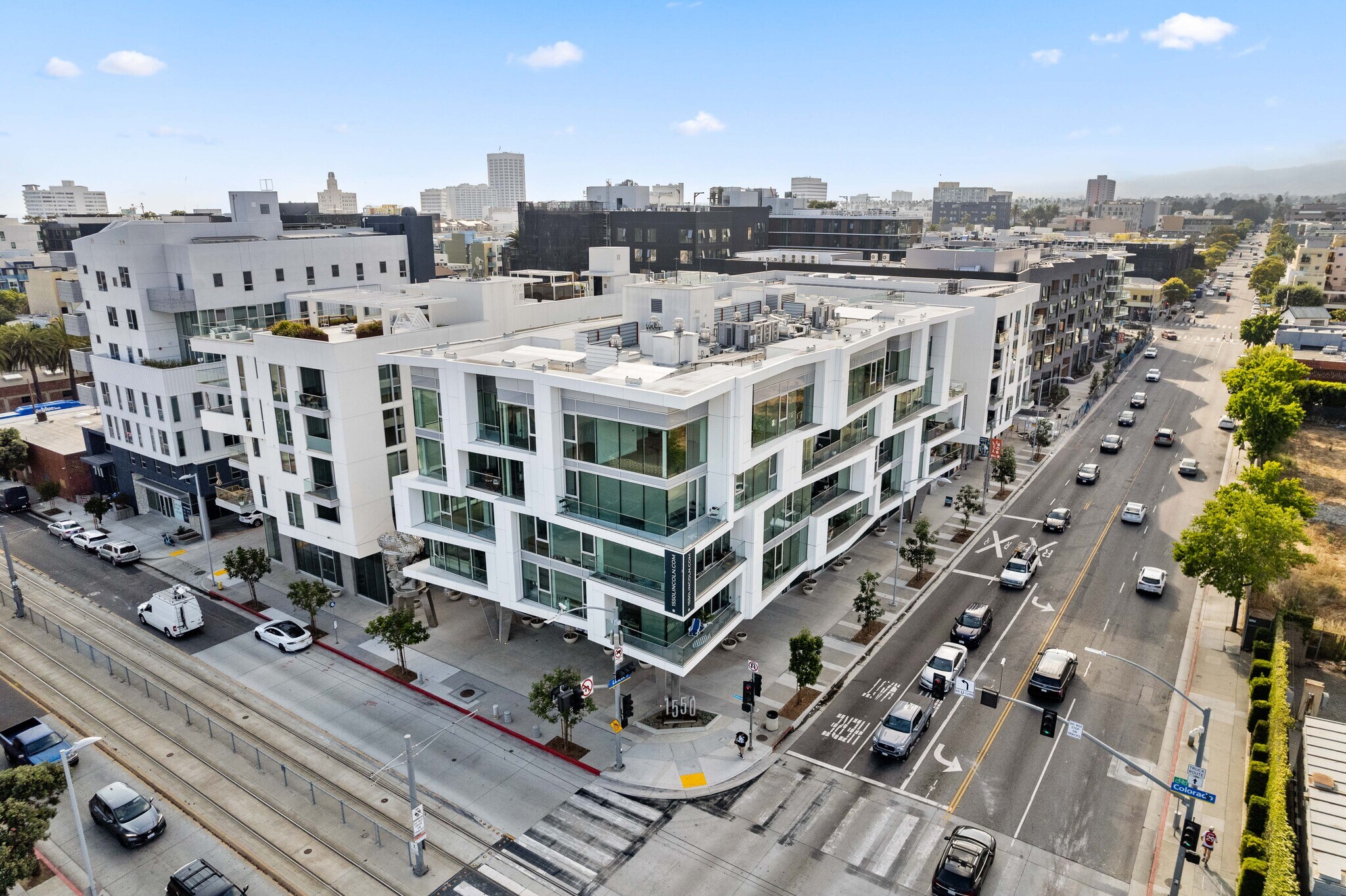 1550 Lincoln Blvd, Santa Monica, CA for lease Building Photo- Image 1 of 58