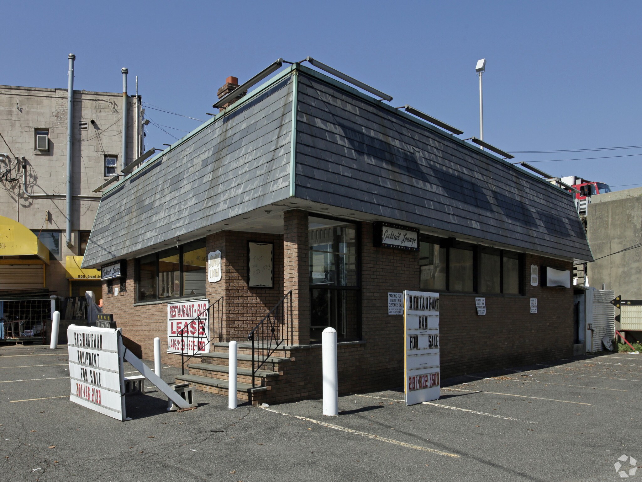 809 Grand Ave, Ridgefield, NJ for sale Primary Photo- Image 1 of 1